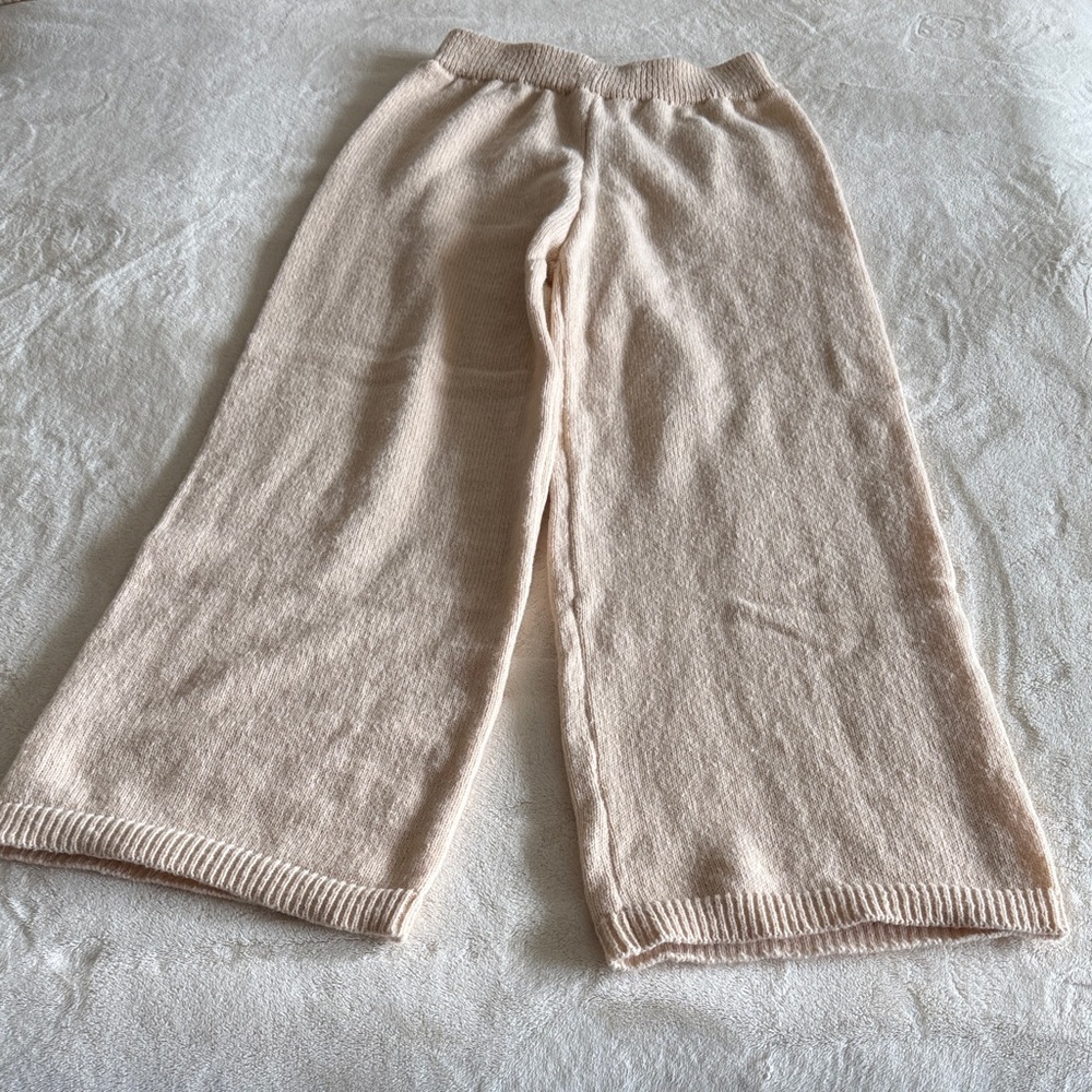 Women’s Cozy Knit Sweater Set in Light Beige - Picture 9 of 13